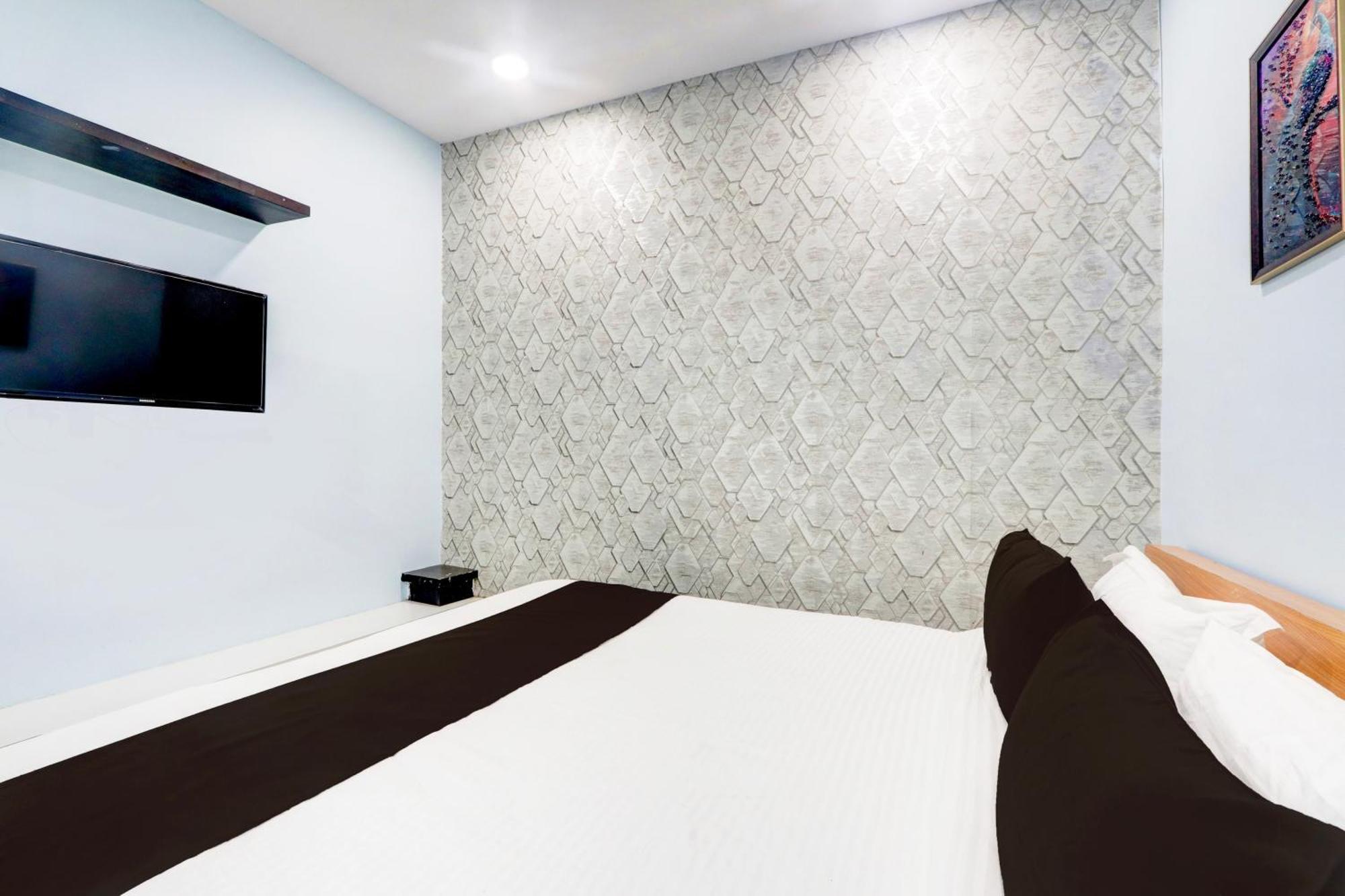 Hotel O Moon Light Nizamabad Ngoại thất bức ảnh